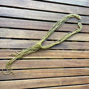 Gold beaded necklace 